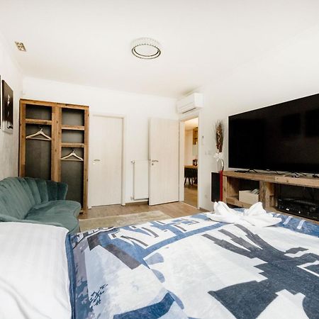 Backstage Loft Appartement Boedapest Buitenkant foto